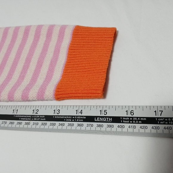 THML Ladies Asymmetrical Stripe Pattern Crew Neck Sweater. Size M - Picture 6 of 10